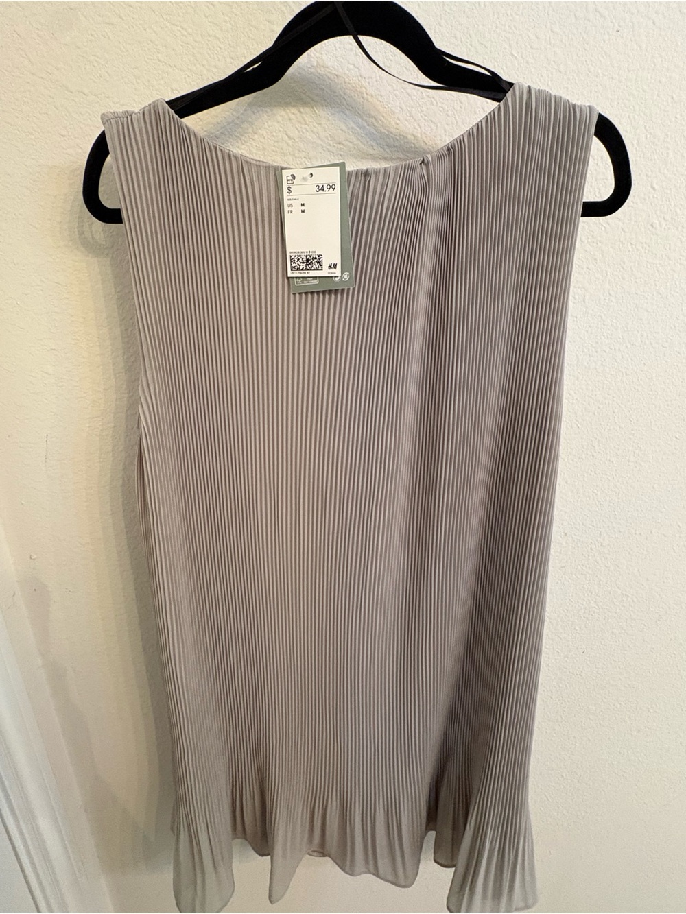 H&M Light Gray Pleated Sleeveless Dress
